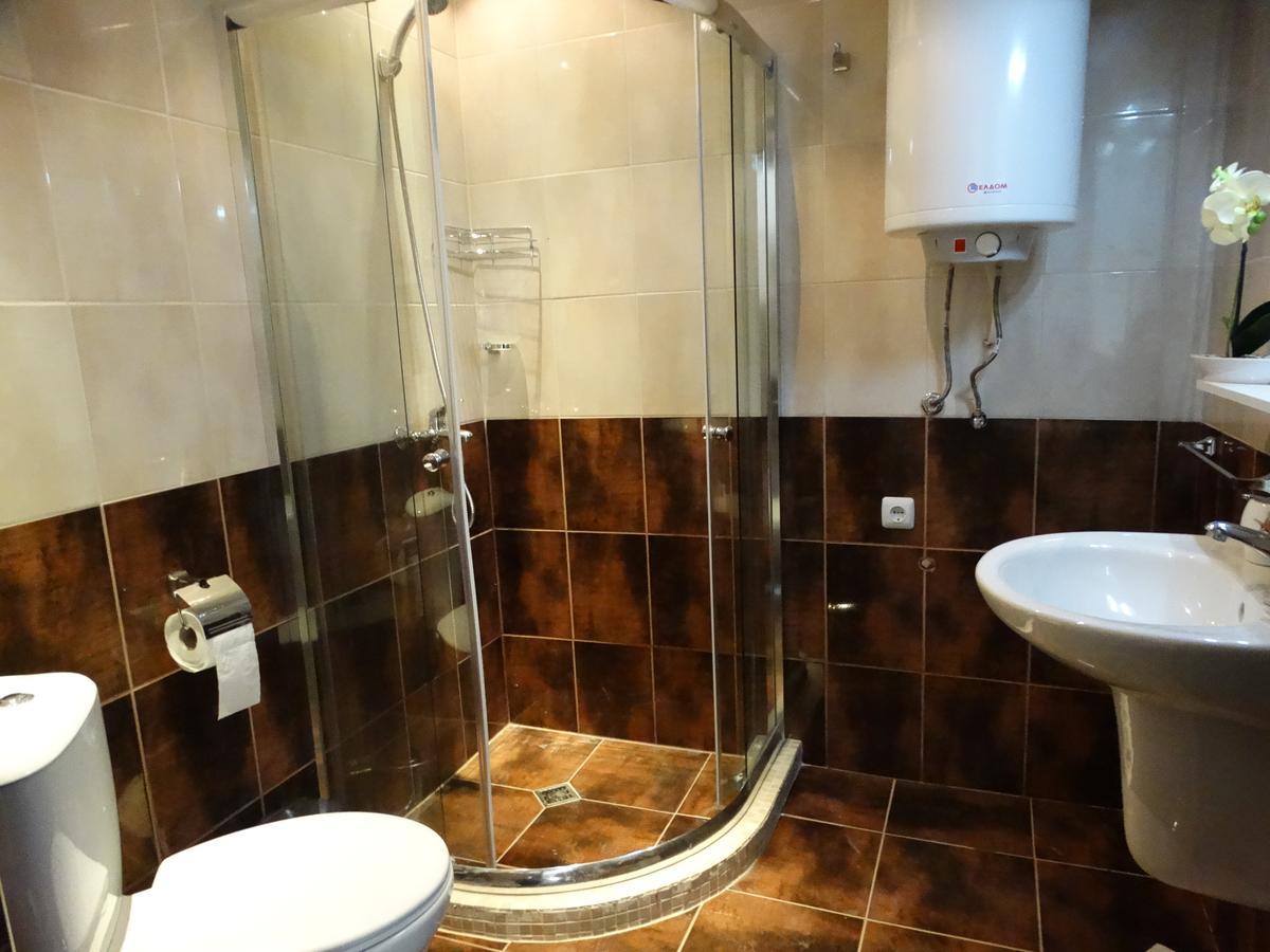 Lora Boutique Apartment Pomorie Bagian luar foto