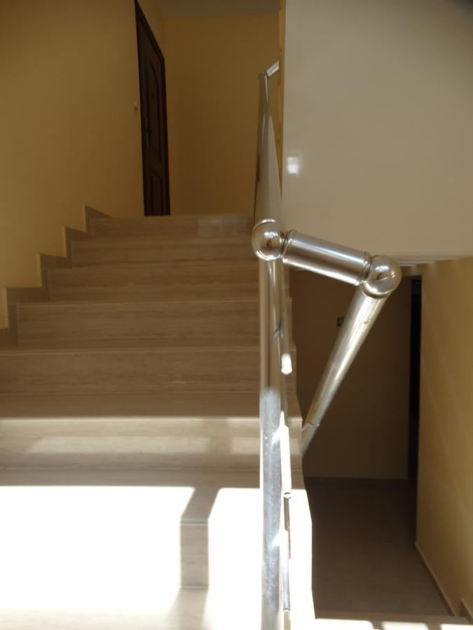 Lora Boutique Apartment Pomorie Bagian luar foto